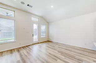 7603 Royal Oasis Ln, Cypress, TX 77433 - Photo 8