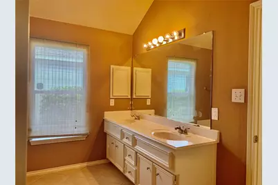 11210 Jadestone Creek Lane, Cypress, TX 77433 - Photo 14