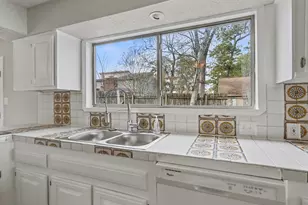 17815 S Cypress Villas Dr, Spring, TX 77379 - Photo 10