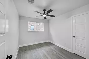 7115 Foxway Ln, Humble, TX 77338 - Photo 8