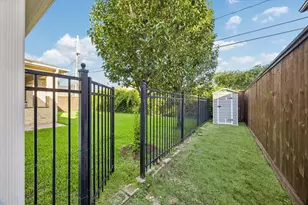 1333 Chantilly Ln, Houston, TX 77018 - Photo 32