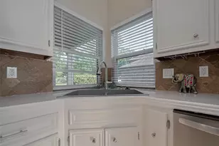 30411 Arborg Dr, Spring, TX 77386 - Photo 8