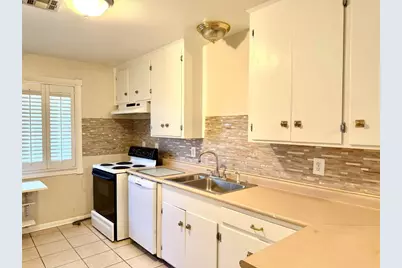 4275 Bethel Boulevard, Houston, TX 77092 - Photo 6