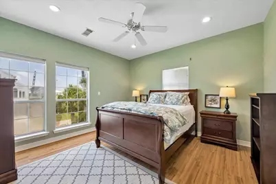 506 Westerly Drive, Tiki Island, TX 77554 - Photo 18