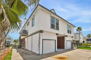 506 Westerly Dr, Tiki Island, TX 77554 - Photo 2