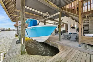 506 Westerly Dr, Tiki Island, TX 77554 - Photo 26