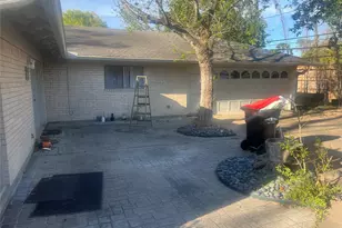 2603 Briarpark Dr, Houston, TX 77042 - Photo 4