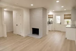 5831 Chinaberry Dr, Houston, TX 77092 - Photo 2