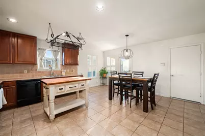 2606 Skyview Shadows Court, Houston, TX 77047 - Photo 16