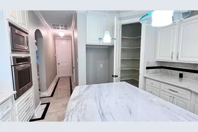2820 S Cotswold Manor Drive, Houston, TX 77339 - Photo 14