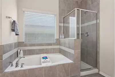 4318 Parkview Terrace Lane, Dickinson, TX 77539 - Photo 18