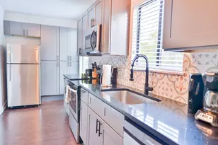 2300 Stanford St, Houston, TX 77006 - Photo 4