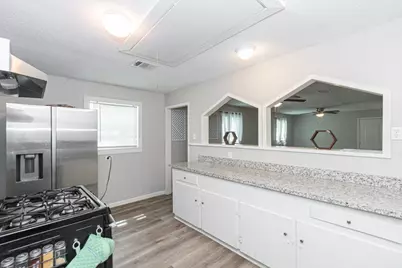 402 W Camp Street, Brazoria, TX 77422 - Photo 12