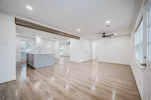1739 Nocturne Ln, Houston, TX 77043 - Photo 6
