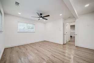 1739 Nocturne Ln, Houston, TX 77043 - Photo 34