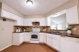 3511 Palm Grove Dr, Missouri City, TX 77459 - Photo 4