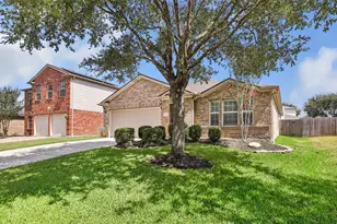 2708 Woodspring Acres Dr, Houston, TX 77345 - Photo 2