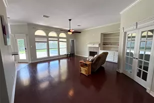 308 Williamsburg Ave, Clute, TX 77531 - Photo 6
