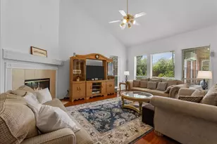 10004 Dawn Brook Dr, Pearland, TX 77584 - Photo 12