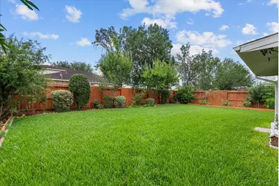 10004 Dawn Brook Drive, Pearland, TX 77584 - Photo 34