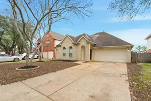 11030 Desert Springs Cir, Houston, TX 77095 - Photo 2