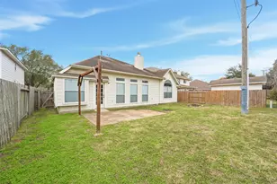 11030 Desert Springs Cir, Houston, TX 77095 - Photo 36