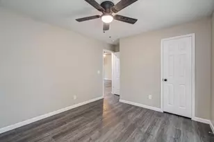 5803 Forest Timbers Dr, Humble, TX 77346 - Photo 4