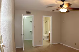 9700 Leawood Blvd, Houston, TX 77099 - Photo 12