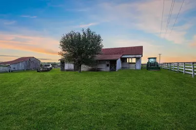 9058 Sam Houston Road, Brenham, TX 77833 - Photo 32