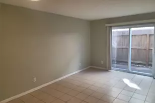 215 Postoffice, Galveston, TX 77550 - Photo 8