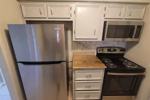 215 Postoffice, Galveston, TX 77550 - Photo 12