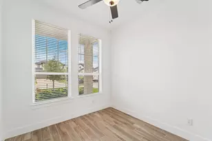 12229 Mead Grv Dr, Texas City, TX 77591 - Photo 10