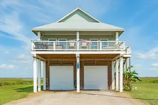 2631 Bluewater Hwy, Surfside Beach, TX 77541 - Photo 12