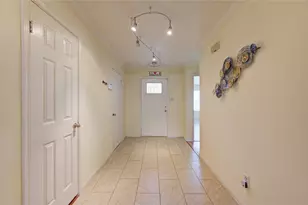 2915 Blue Mist Dr, Sugar Land, TX 77498 - Photo 2