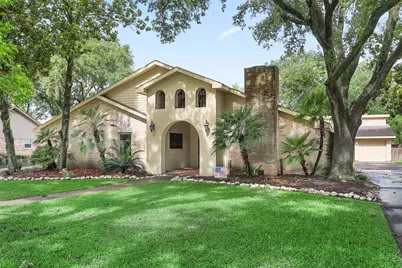 2620 Dow Circle, Deer Park, TX 77536 - Photo 2