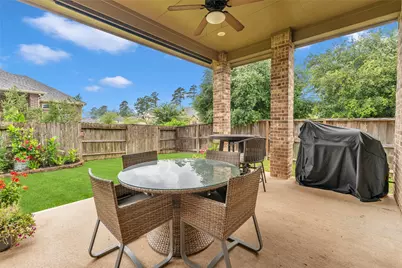561 Rolling Brook Lane, Pinehurst, TX 77362 - Photo 6