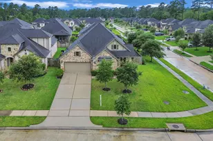 561 Rolling Brook Ln, Pinehurst, TX 77362 - Photo 4