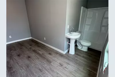 2909 King Street #UNIT D, Houston, TX 77026 - Photo 2