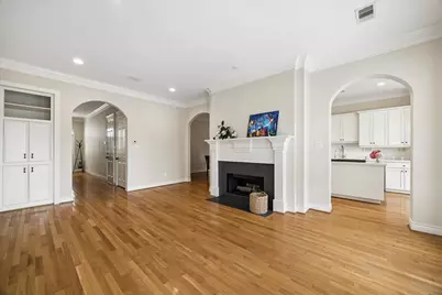 1933 Woodbury Street, Houston, TX 77030 - Photo 8