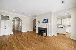 1933 Woodbury St, Houston, TX 77030 - Photo 8