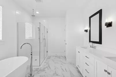 221 Dunovant Drive, Sealy, TX 77474 - Photo 12