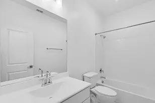 221 Dunovant Dr, Sealy, TX 77474 - Photo 16