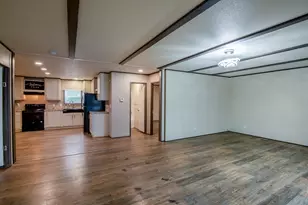 271 St Thomas Dr, Point Blank, TX 77364 - Photo 4