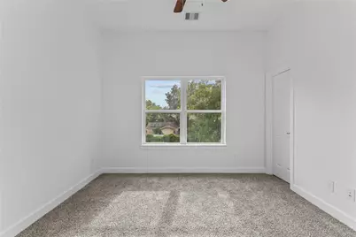 7805 Farnsworth Street, Houston, TX 77022 - Photo 20