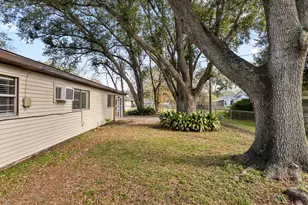 2728 Encino Ave, Bay City, TX 77414 - Photo 36