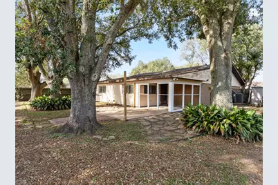 2728 Encino Avenue, Bay City, TX 77414 - Photo 34