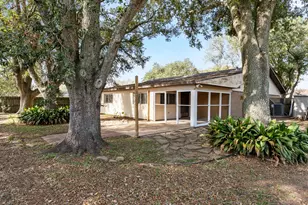 2728 Encino Ave, Bay City, TX 77414 - Photo 34