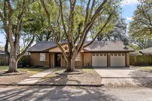 2728 Encino Ave, Bay City, TX 77414 - Photo 1