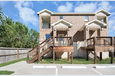 5113 Rue Street #A, Houston, TX 77033 - Photo 2