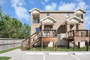 5113 Rue St, Houston, TX 77033 - Photo 2